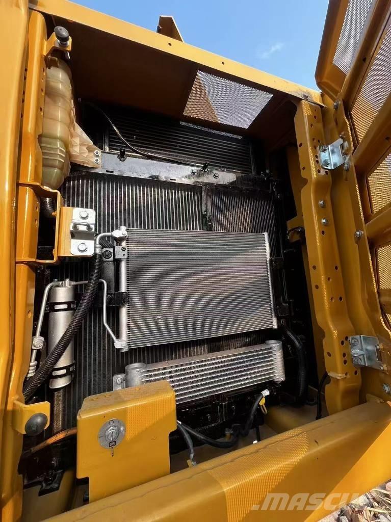 CAT 320 GC Pásové rýpadlá