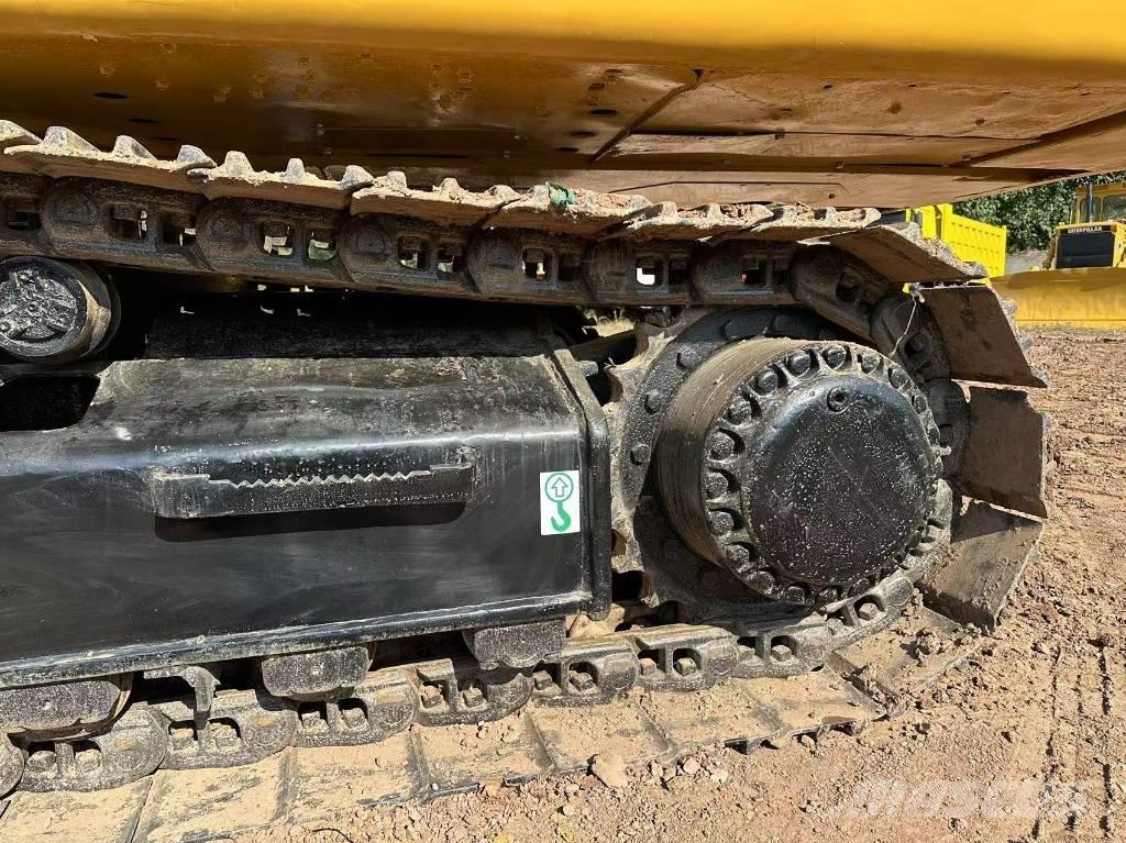 CAT 330 C Pásové rýpadlá