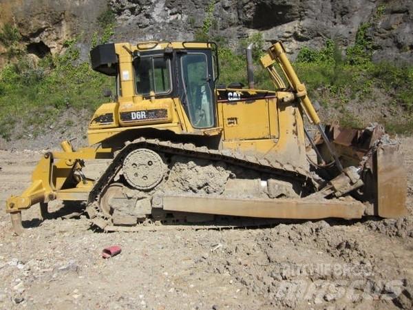 CAT D 6 R XL Pásové dozéry