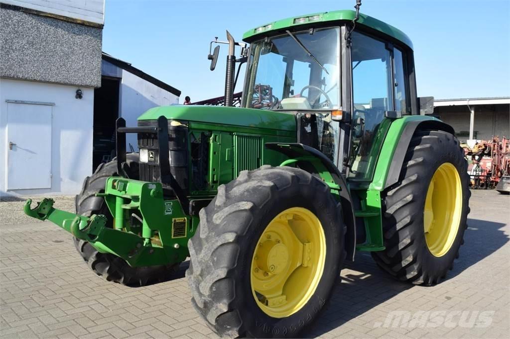 John Deere 6410 Traktory