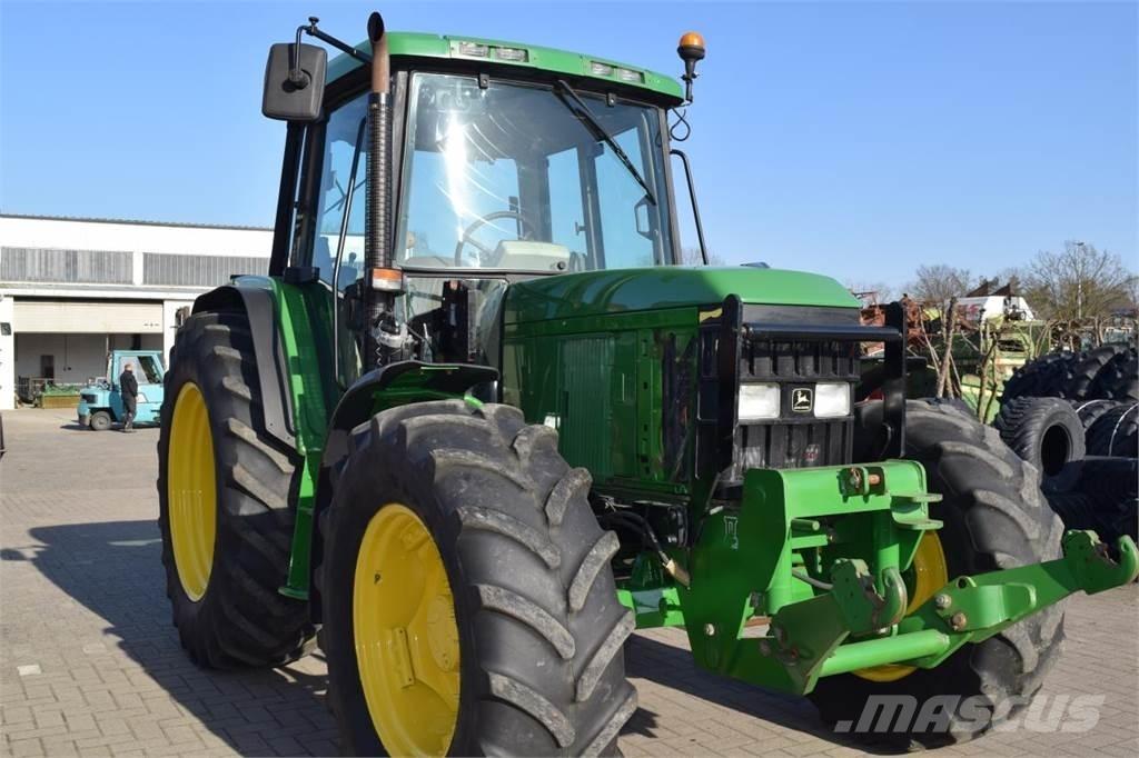 John Deere 6410 Traktory