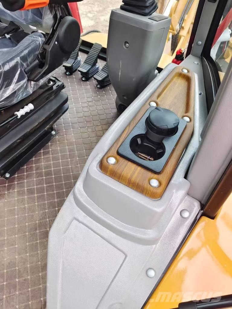 CAT 420 F Rýpadlo-nakladače