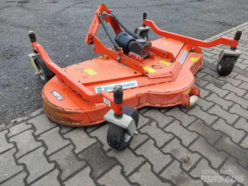 Wiedenmann RMR 180H Kosačky namontované a ťahané