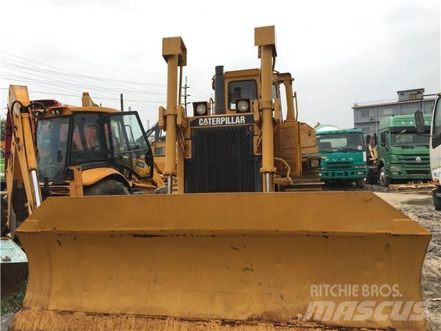 CAT D7R Pásové dozéry