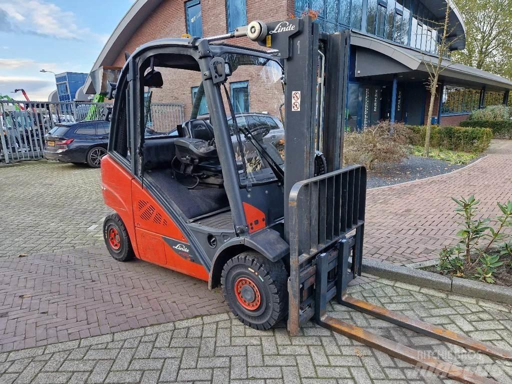 Linde H25D-02 Dieselové vozíky