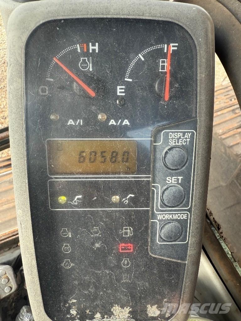 John Deere 160 C Pásové rýpadlá
