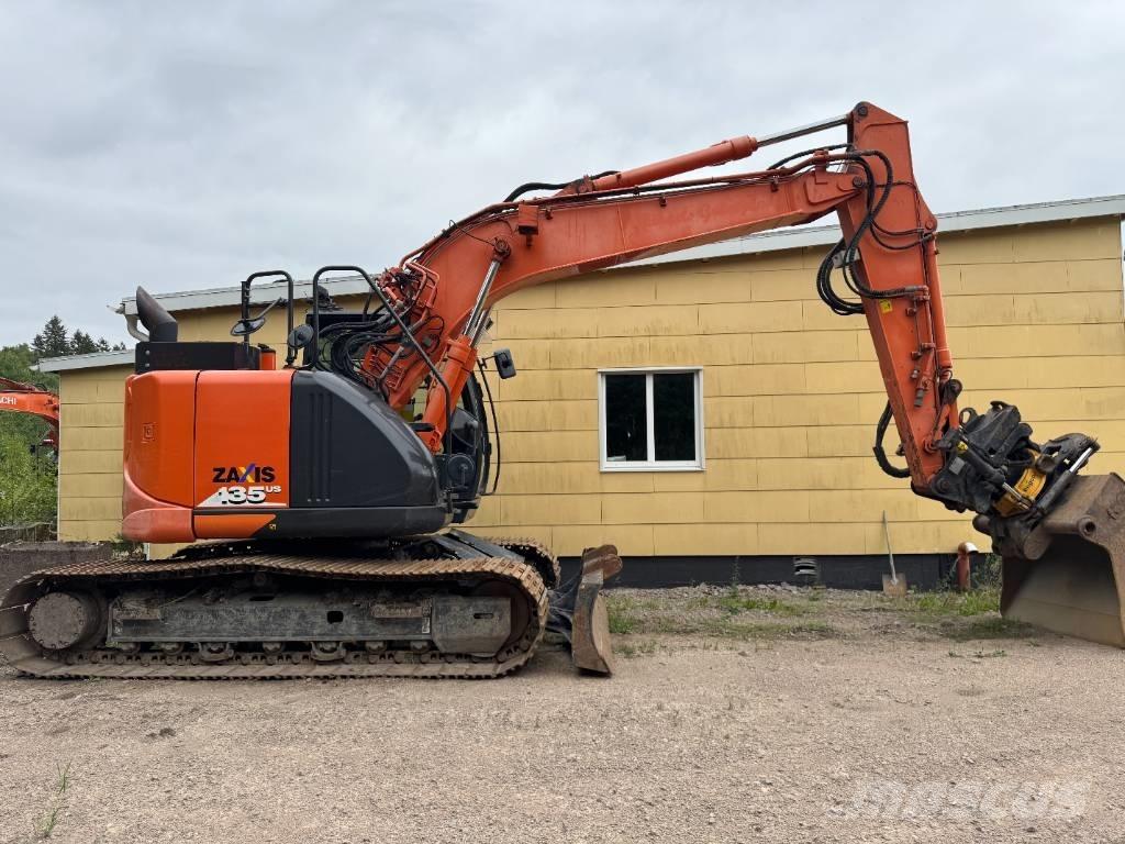 Hitachi ZX135USBL-6 Pásové rýpadlá
