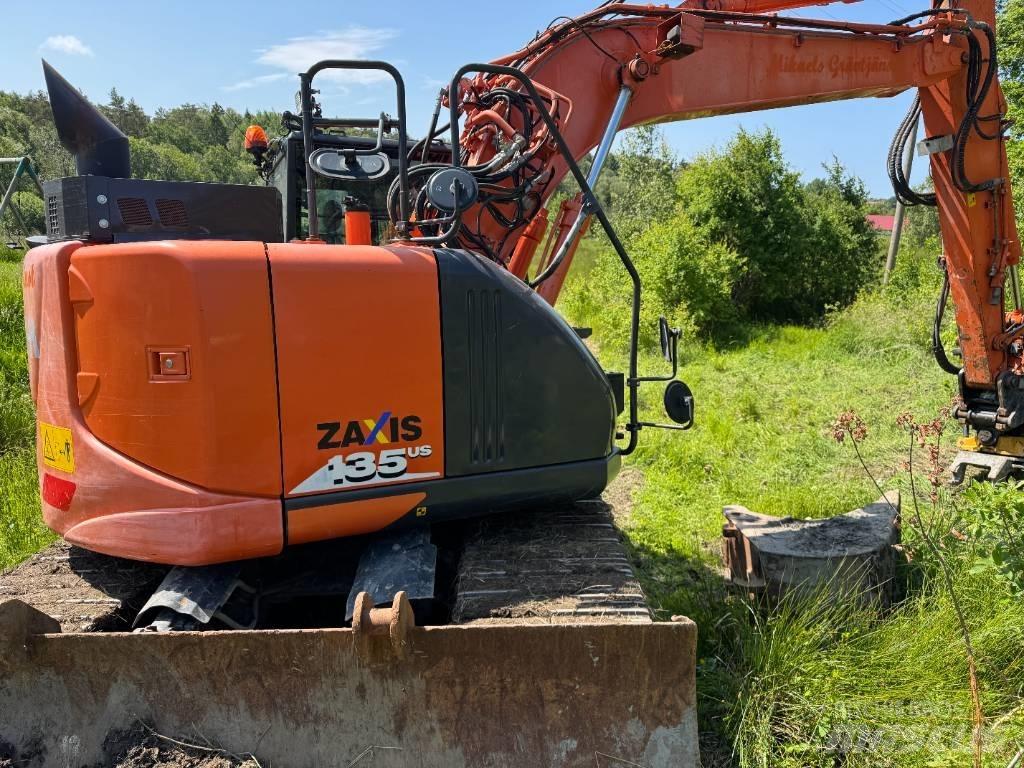 Hitachi ZX135USBL-6 Pásové rýpadlá