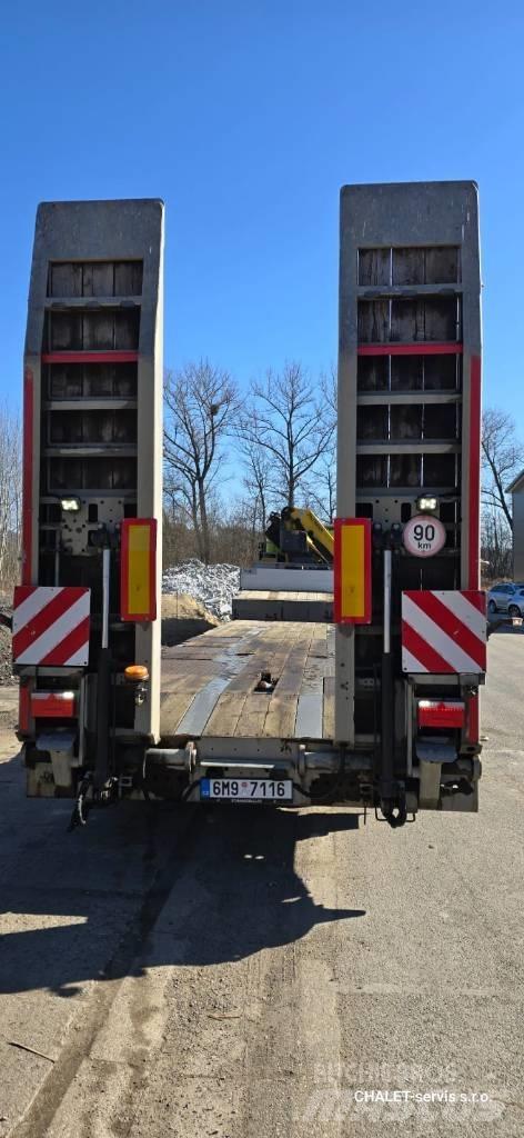 Schwarzmüller D40R Podvalníkové návesy