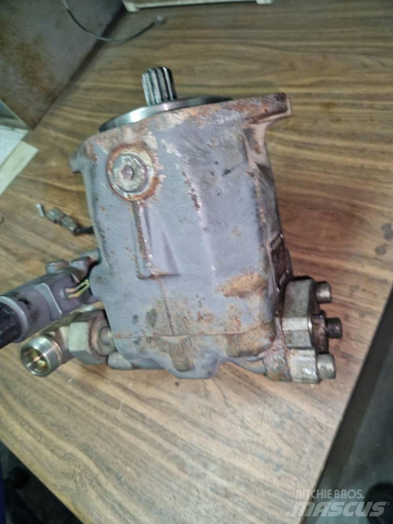 Liebherr R 934 B Hydraulika