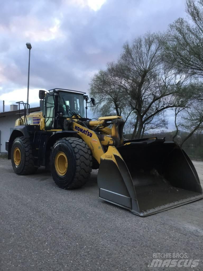 Komatsu WA 475-10E0 Kolesové nakladače