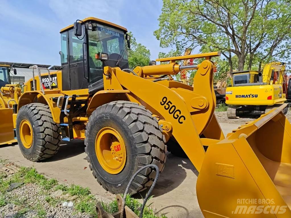 CAT 950 GC Kolesové nakladače