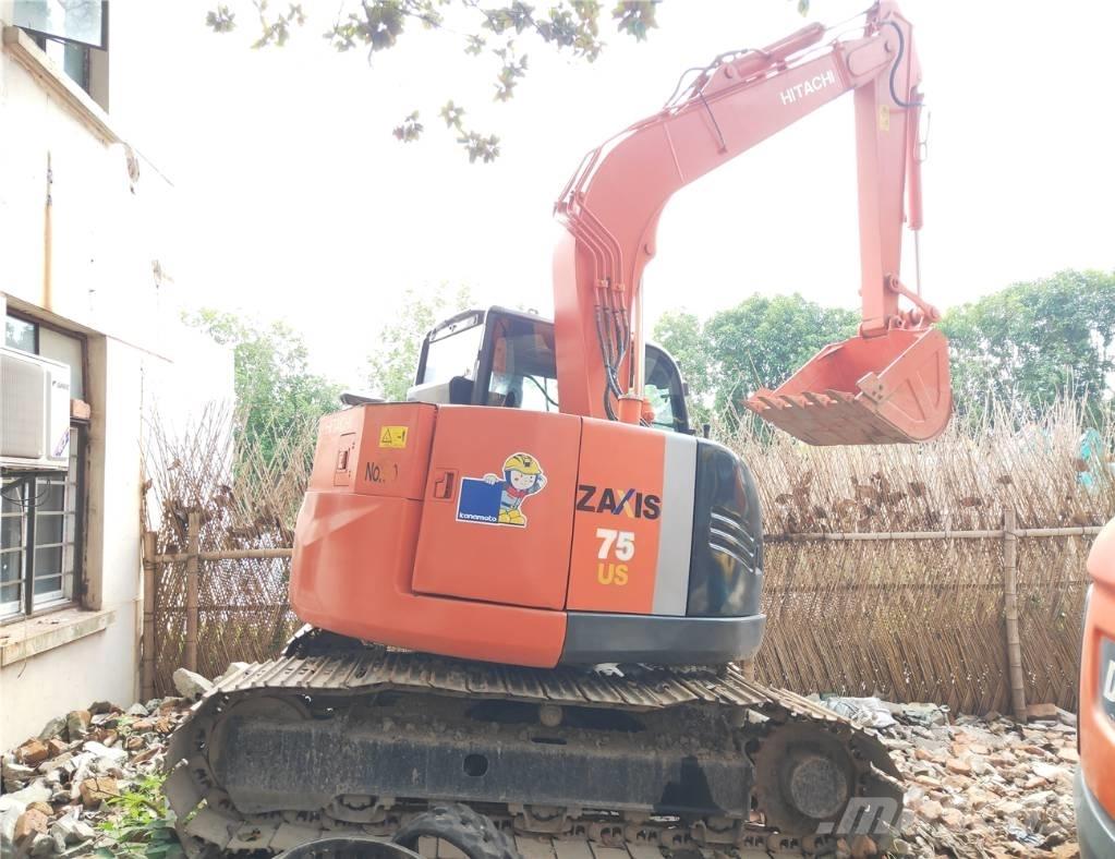 Hitachi ZX75US-3 Midi rýpadlá 7 t - 12 t