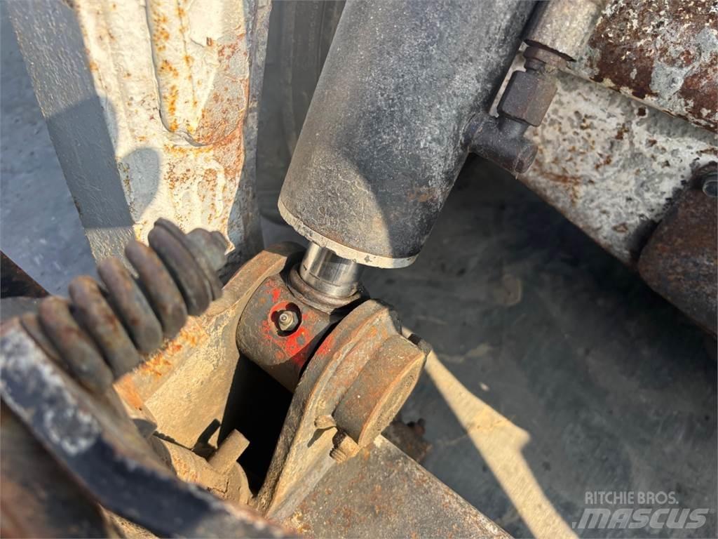 Bobcat S175 Stavebníctvo - ostatné