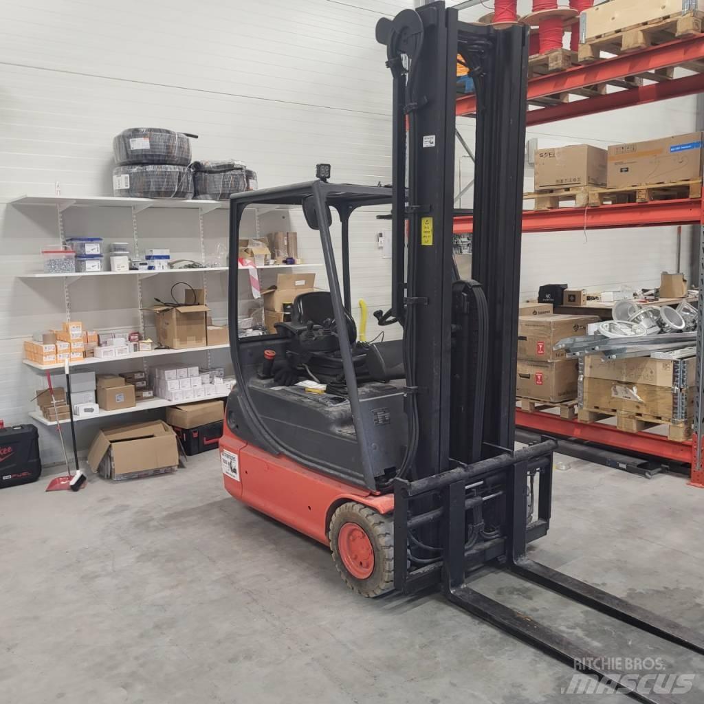 Linde E16C-02 Akumulátorové vozíky