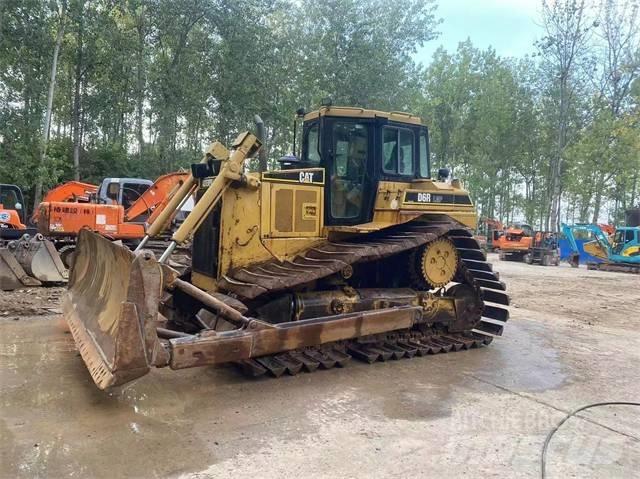 CAT D 6 R Pásové dozéry