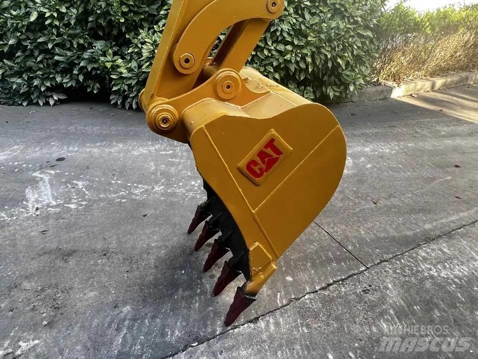CAT 306E2 Pásové rýpadlá