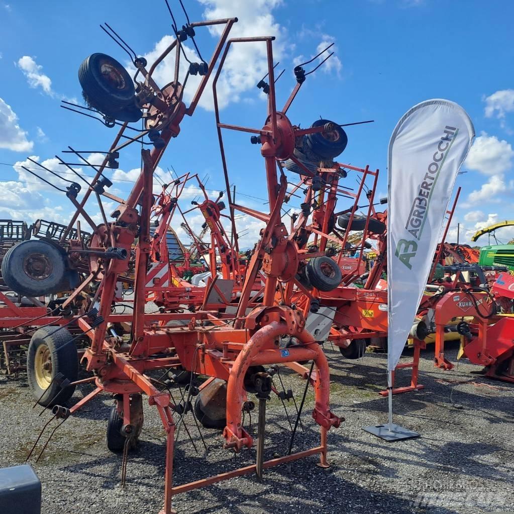 Kuhn GF 6301 M H Obracače a zhrabovače sena