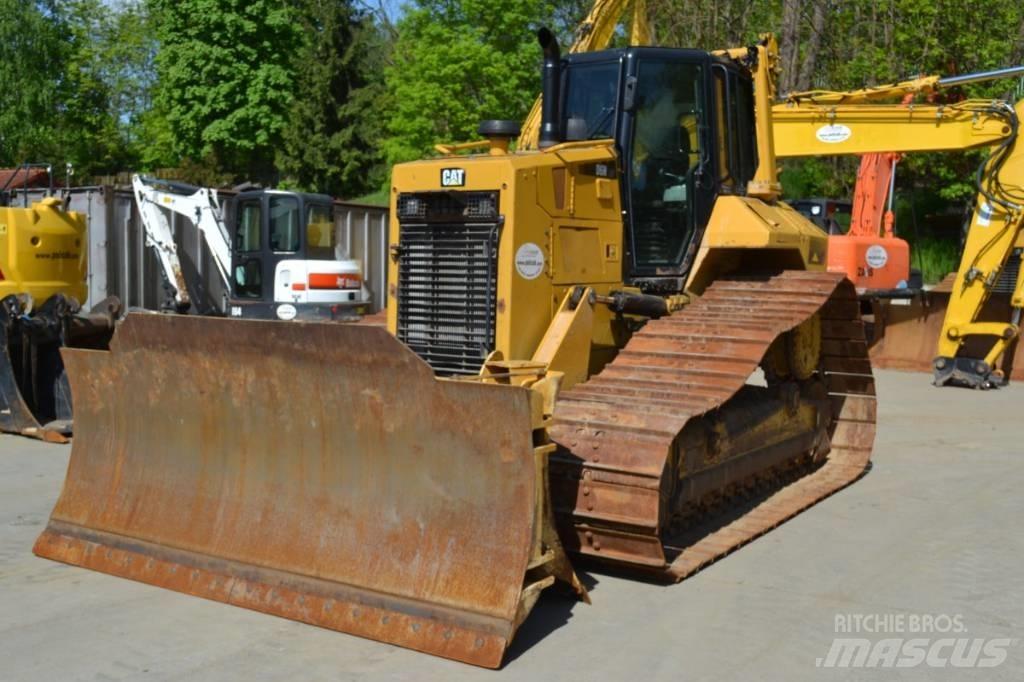 CAT D 6 N LGP Pásové dozéry