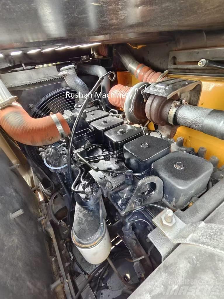 Hyundai 220LC-9S Midi rýpadlá 7 t - 12 t