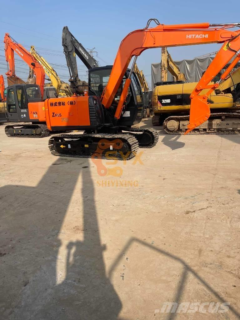Hitachi ZX 70 Midi rýpadlá 7 t - 12 t