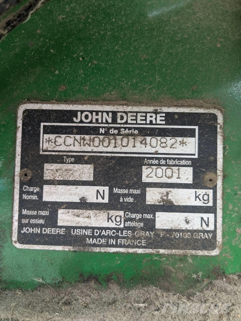 John Deere 575 Lisy na okrúhle balíky