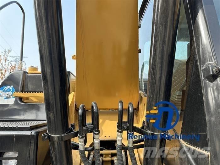 CAT 323D/323/323DL Pásové rýpadlá