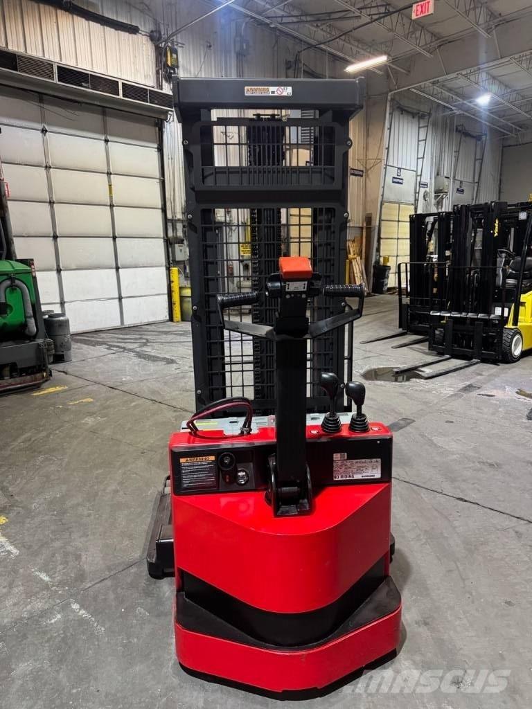 Raymond RSS40 Samohybné vozíky