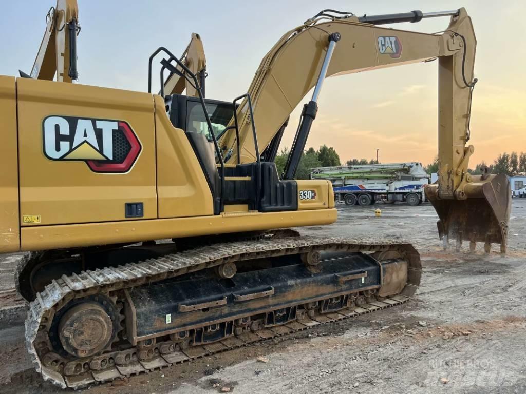 CAT 330 GC Pásové rýpadlá