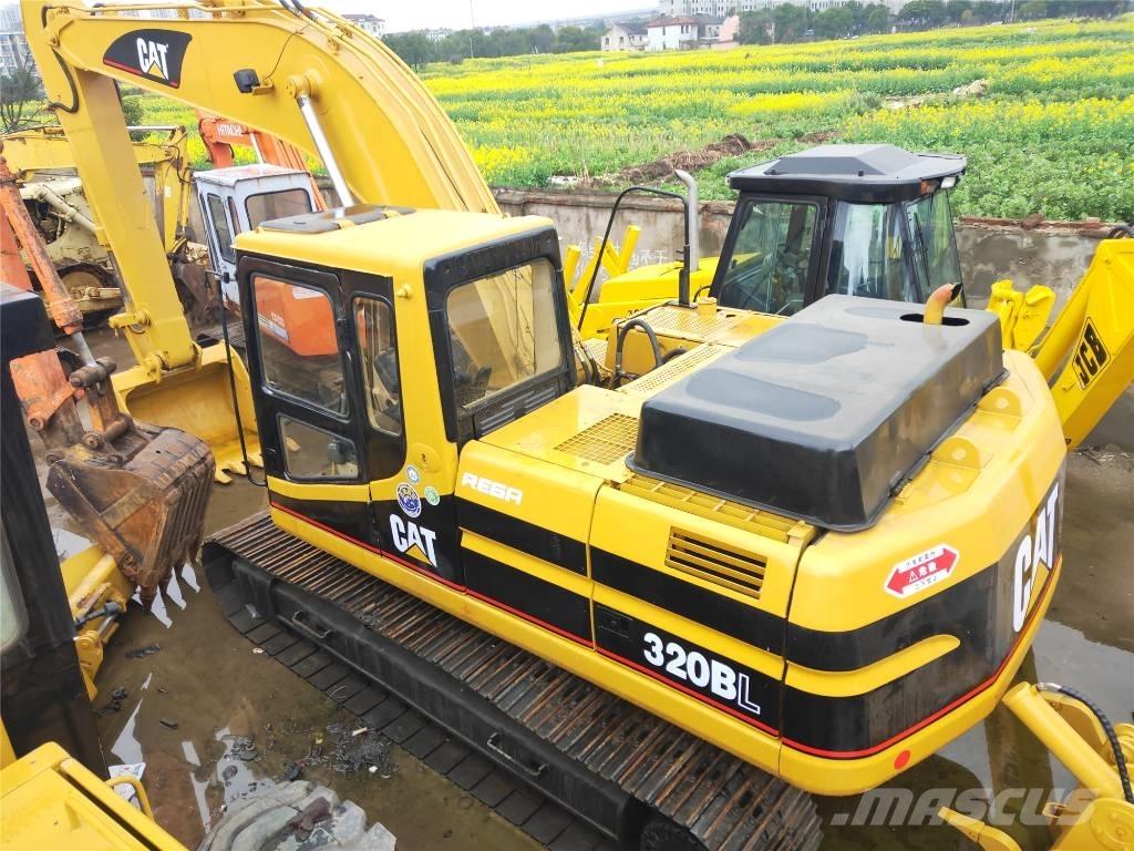 CAT 320B Pásové rýpadlá