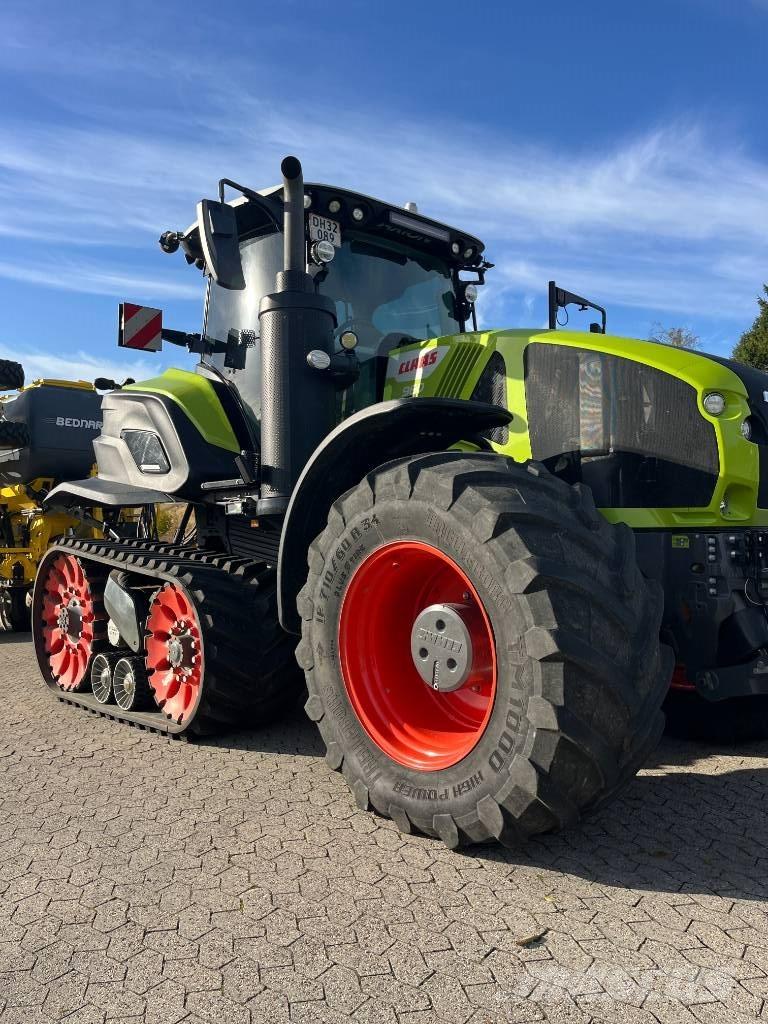 CLAAS AXION 960TT Traktory