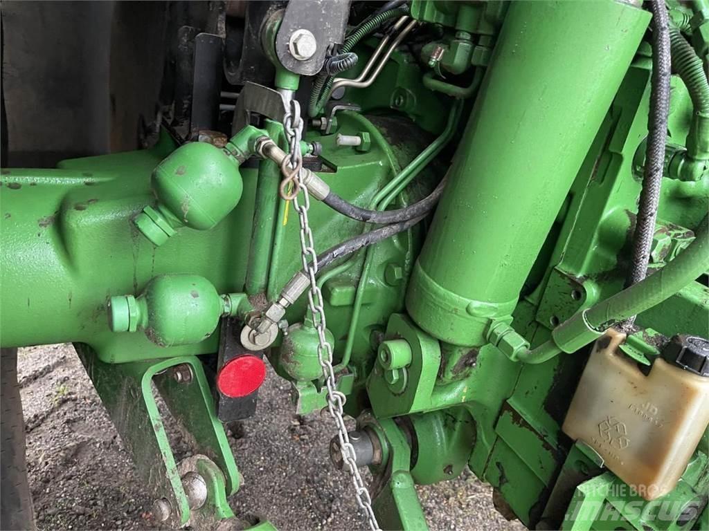 John Deere 6150R Traktory