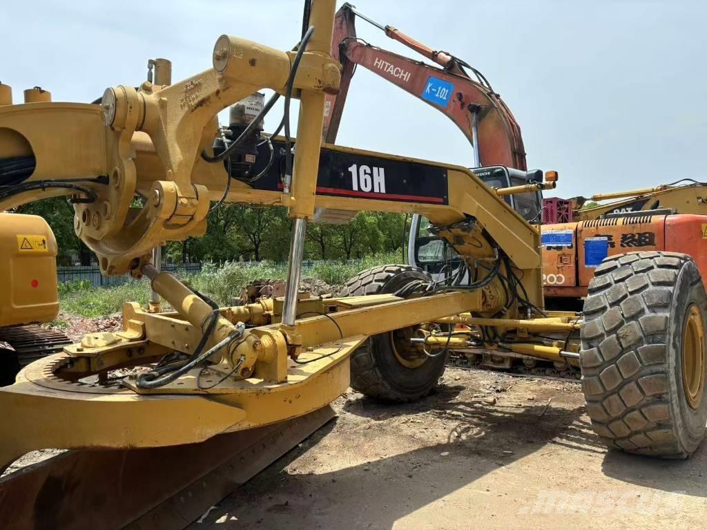 CAT 16 H Grejdery