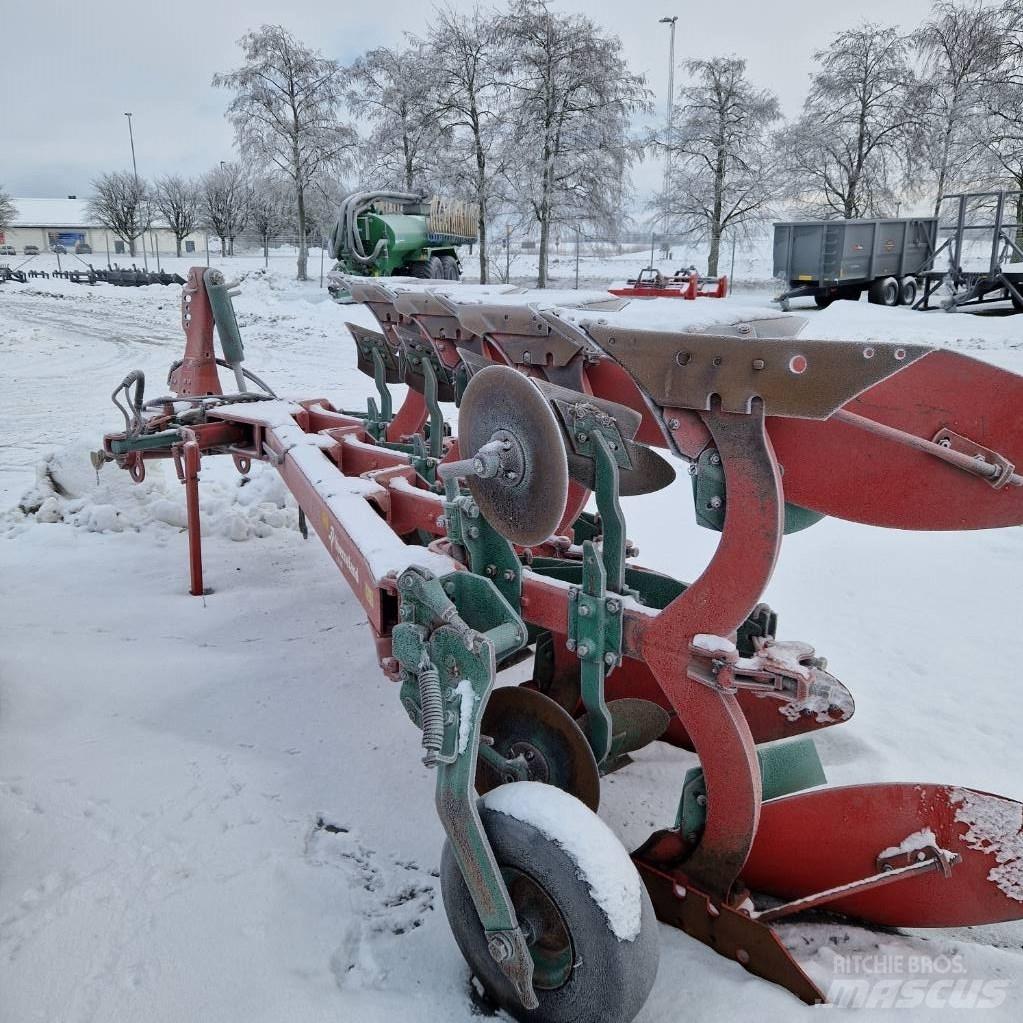 Kverneland EM85 Dvojstranné pluhy