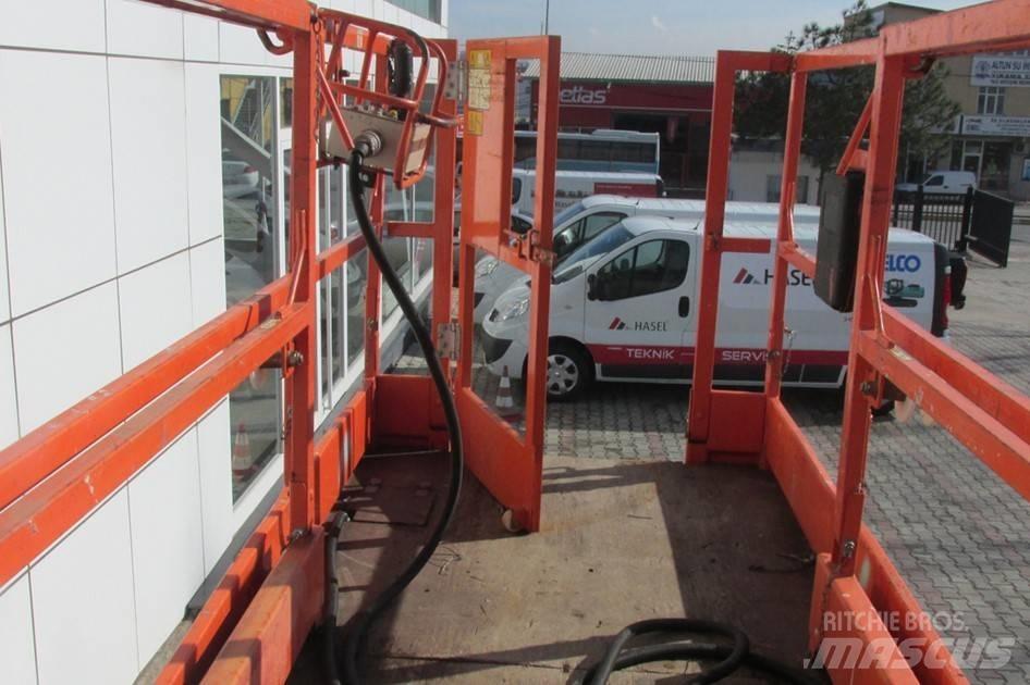 JLG 180-12 Nožnicové zdvíhacie plošiny