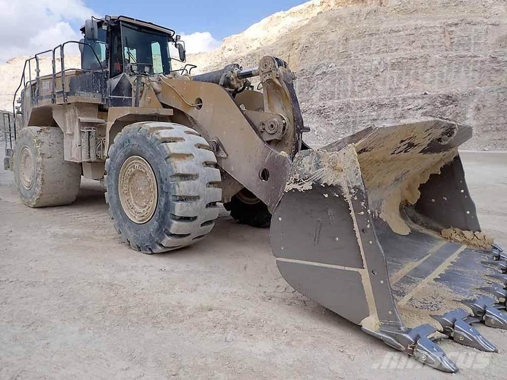 CAT 988K Kolesové nakladače
