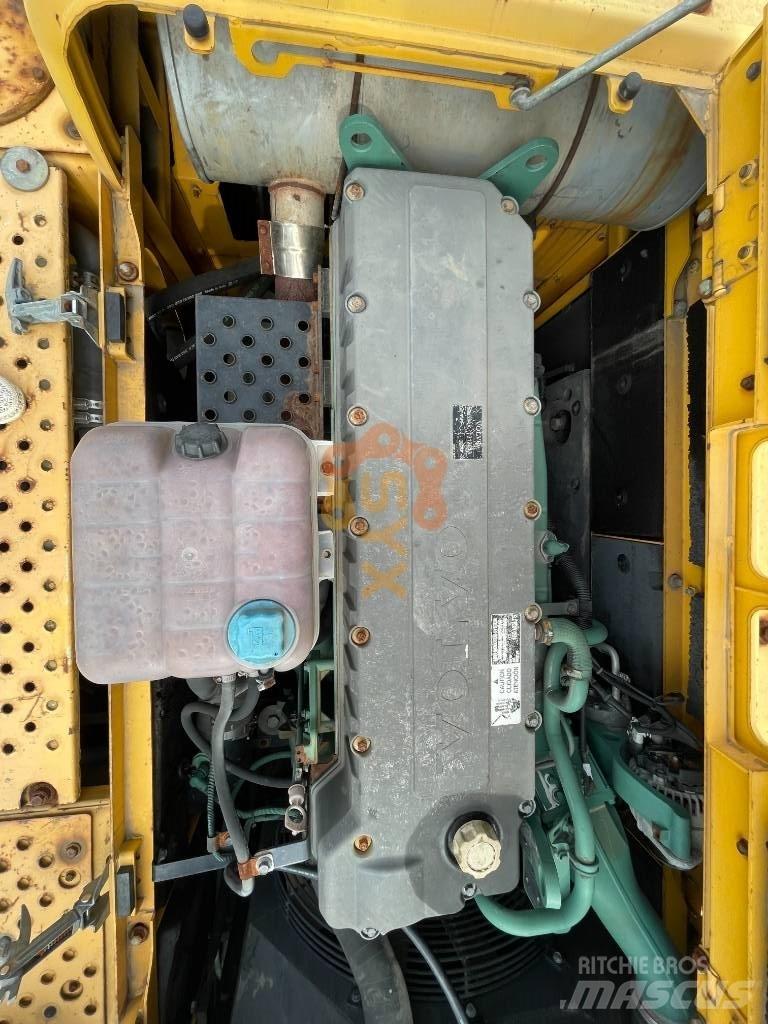 Volvo EC 460D Pásové rýpadlá