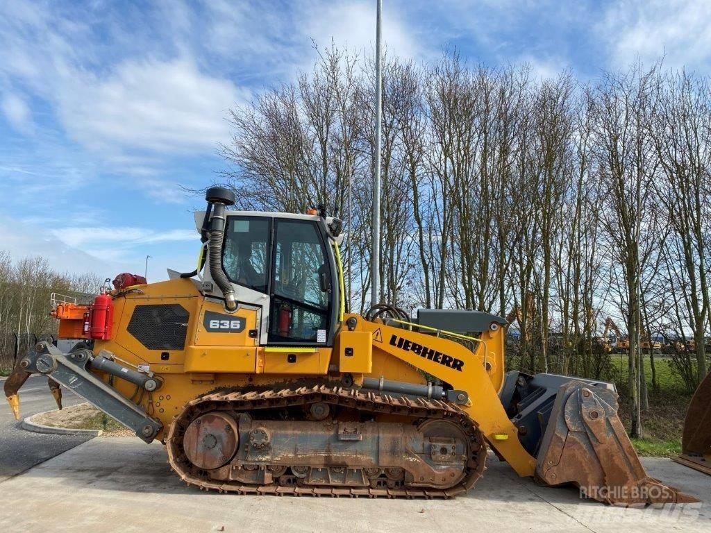 Liebherr LR 636 Pásové nakladače