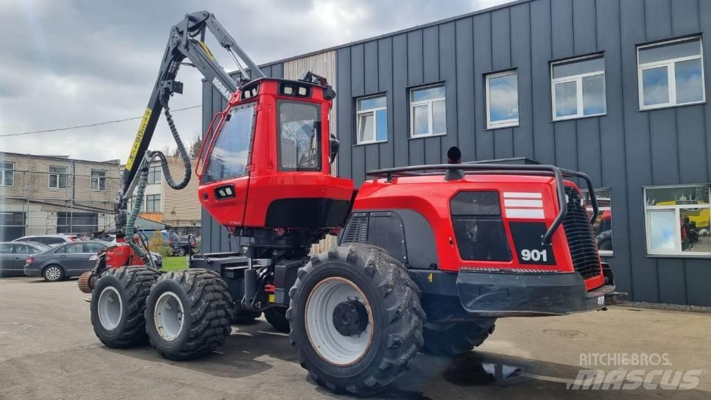 Komatsu 901 Harvestory