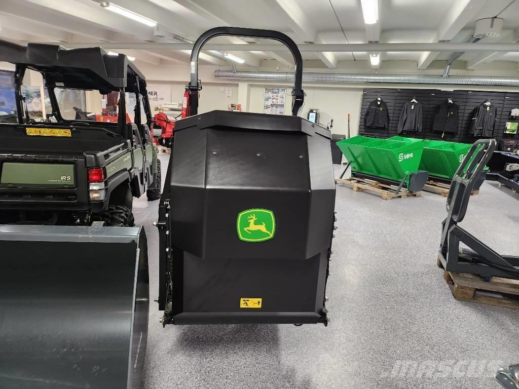 John Deere 950R Samochodné kosačky