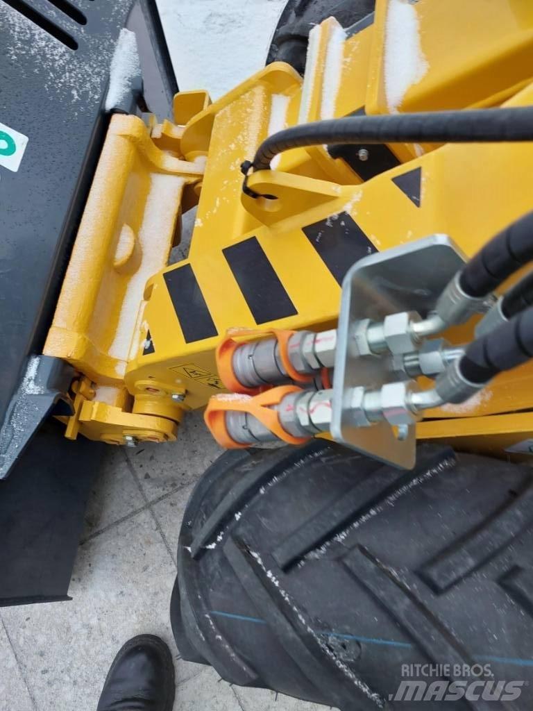  Maxload 950 Viacúčelové nakladače