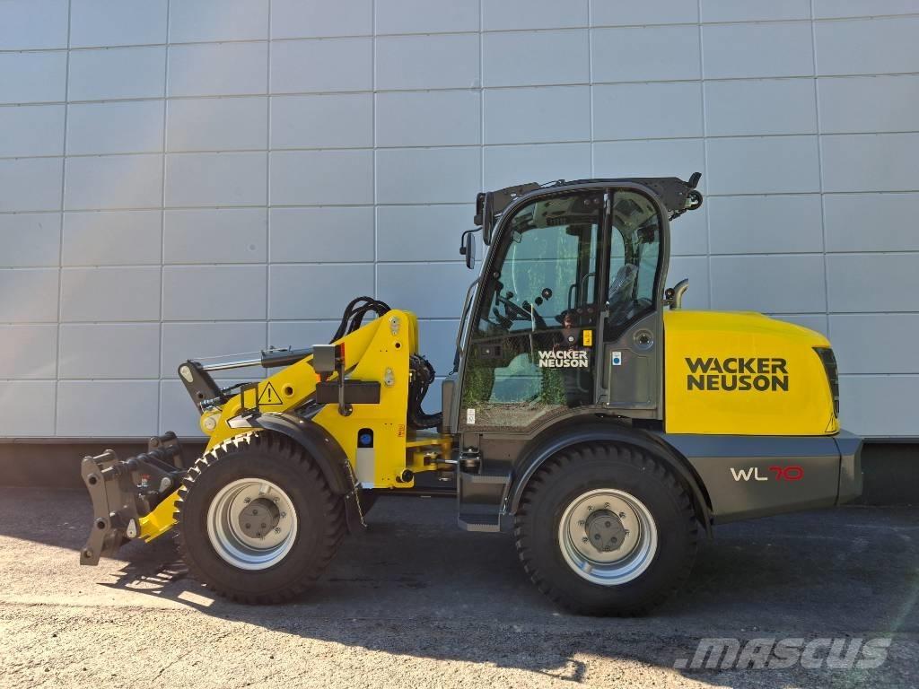Wacker Neuson WL 70 Kolesové nakladače