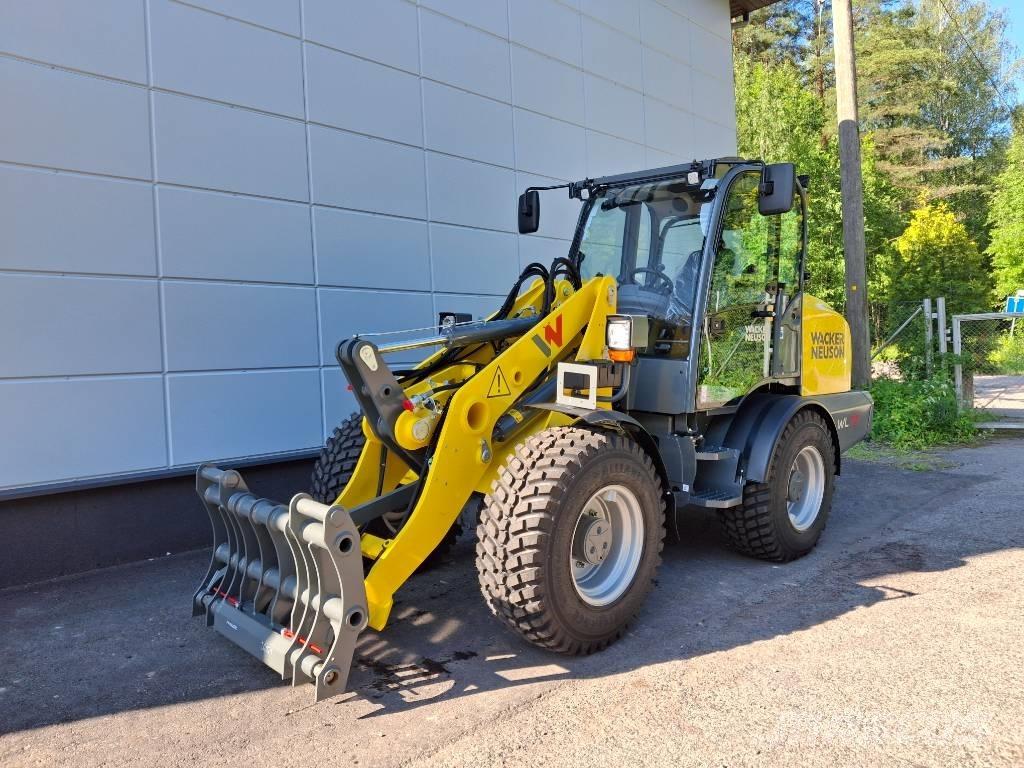 Wacker Neuson WL 70 Kolesové nakladače