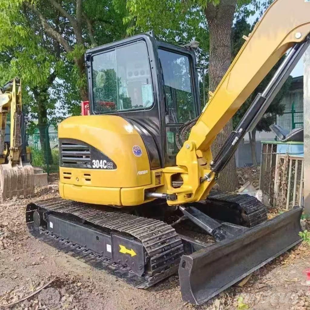 CAT 304 CR Mini rýpadlá < 7t