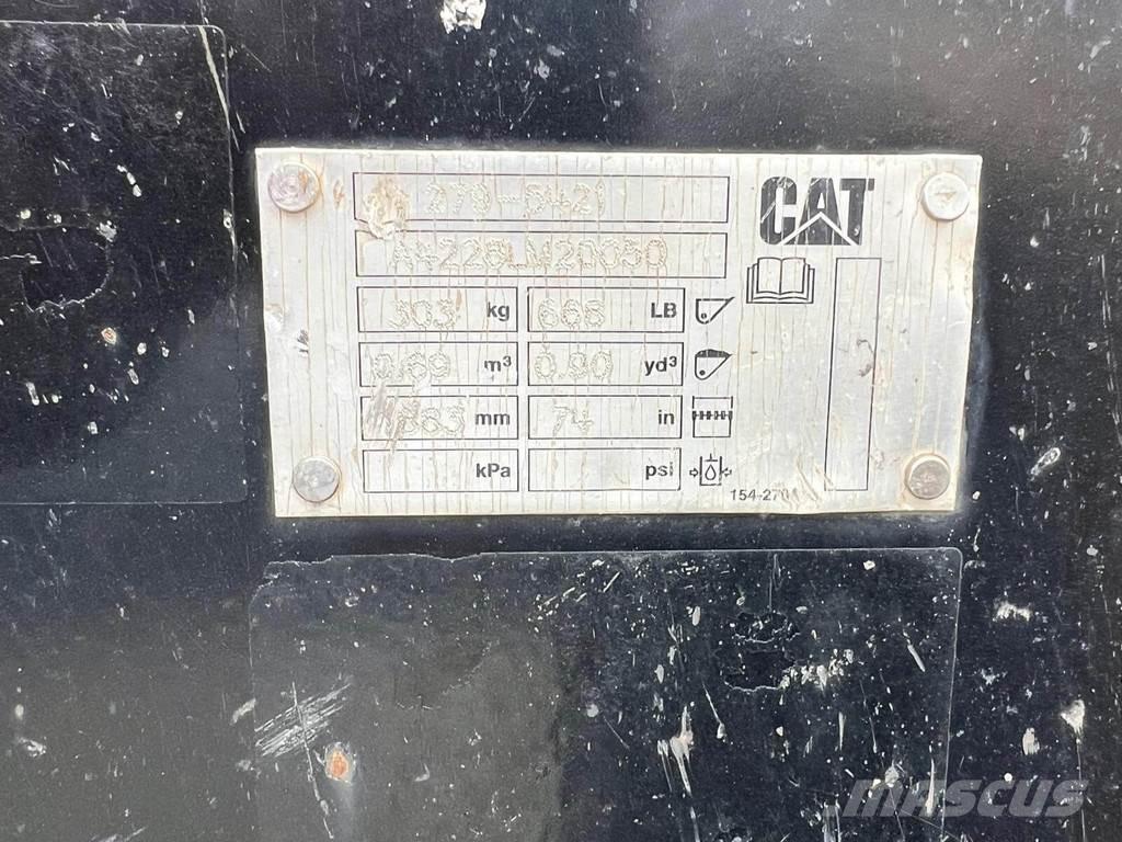 CAT 226D Šmykom riadené nakladače