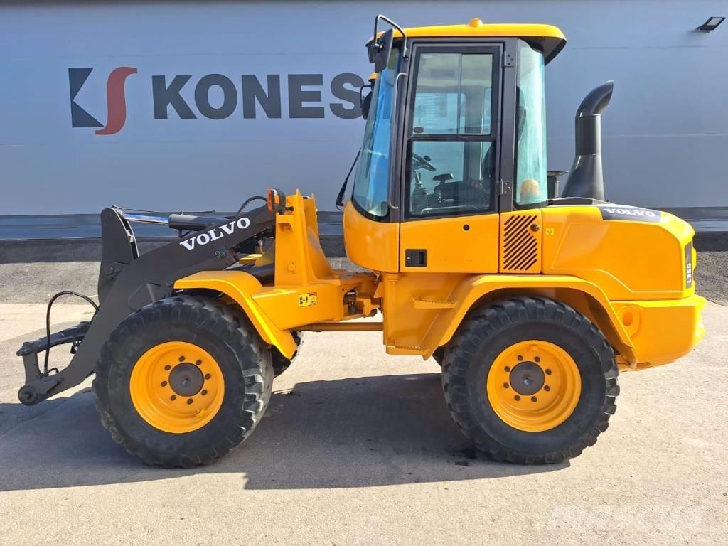 Volvo L35G Kolesové nakladače