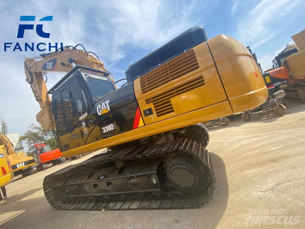 CAT 330d2 Pásové rýpadlá