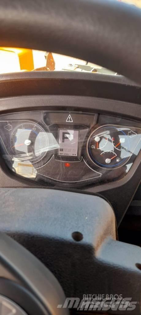 Hyundai HL 975 Kolesové nakladače