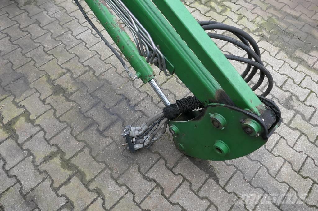John Deere 653 Viacúčelové nakladače