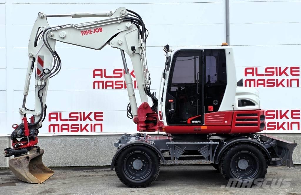 Takeuchi TB 295 W Kolesové rýpadlá